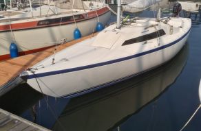 Artekno H-Boot