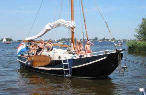 Zeeschouw Als Zeilboot/ Sloep