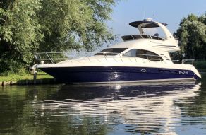 Sea Ray 455 Sedan Bridge