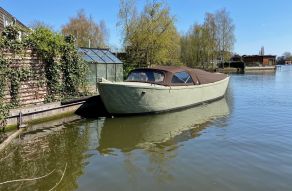 One Off Cabin Sloep