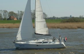 Jeanneau Sun Odyssee 35, 3 Cabin