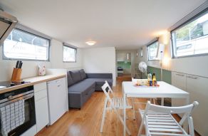 Houseboat IJsselaak