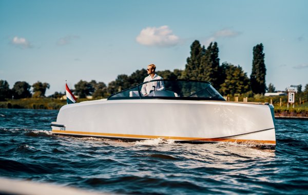 RCKSTR Yachts Elvis 29, Speed- en sportboten | Orange Yachting