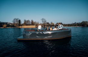 RCKSTR Yachts Jimi 25