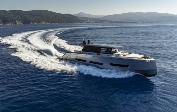 PARDO YACHTS GT 75 - NEW, Speedboat and sport cruiser | Orange Yachting