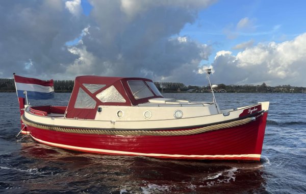 Weco 825 Cabin, Tender | Orange Yachting