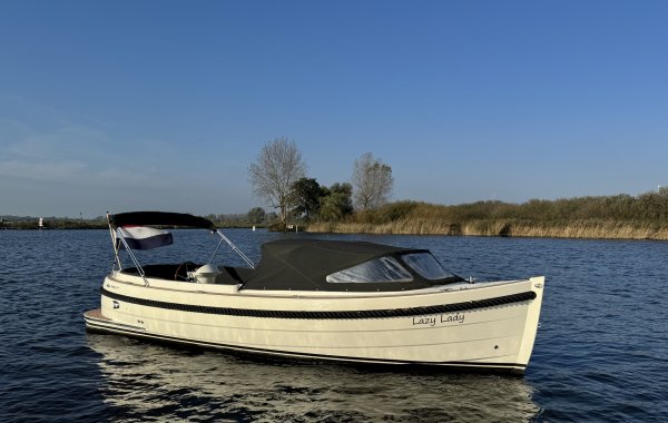 Maril 7NXT Met Vetus 52 Pk Diesel, Tender | Orange Yachting