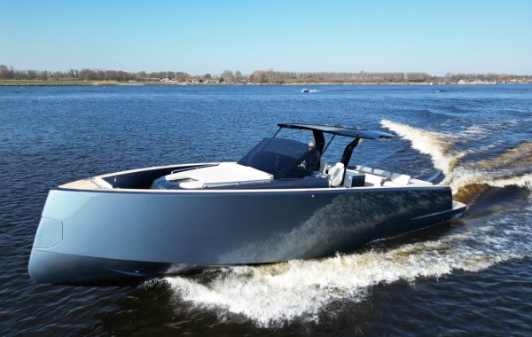 PARDO YACHTS 43 - DEMO 2025, Motor Yacht | Orange Yachting