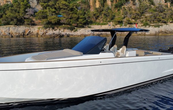 PARDO YACHTS 43 - Happy Ours, Motor Yacht | Orange Yachting