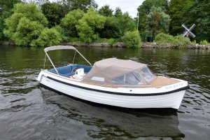 Interboat Intender 820, Sloep  - Orange Yachting