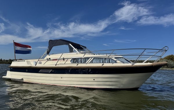 Inter 9000 Sportivo Nor-line, Motor Yacht | Orange Yachting