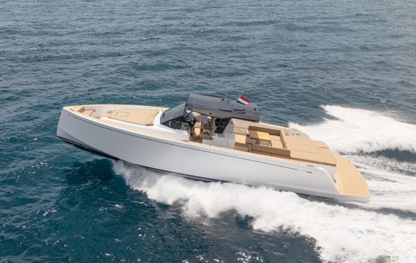 PARDO YACHTS Pardo 50, Motorjacht | Orange Yachting