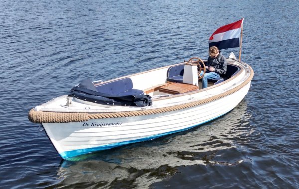 Menken Piet Hein Sloep, Traditional/classic motor boat | Orange Yachting