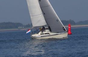 X Yacht 372