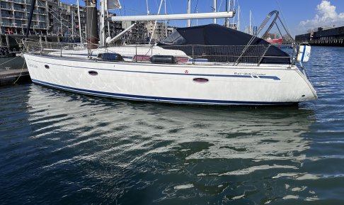 Bavaria 42 Cruiser, Zeiljacht for sale by GT Yachtbrokers