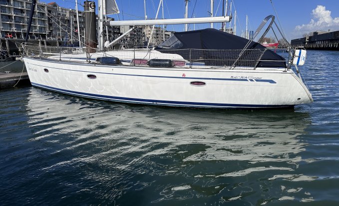Bavaria 42 Cruiser, Zeiljacht for sale by GT Yachtbrokers