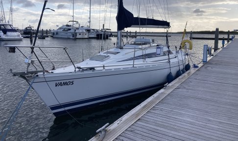 Beneteau 305 First, Zeiljacht for sale by GT Yachtbrokers