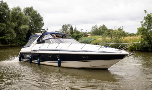 Sunseeker Camargue 46, Motorjacht for sale by GT Yachtbrokers