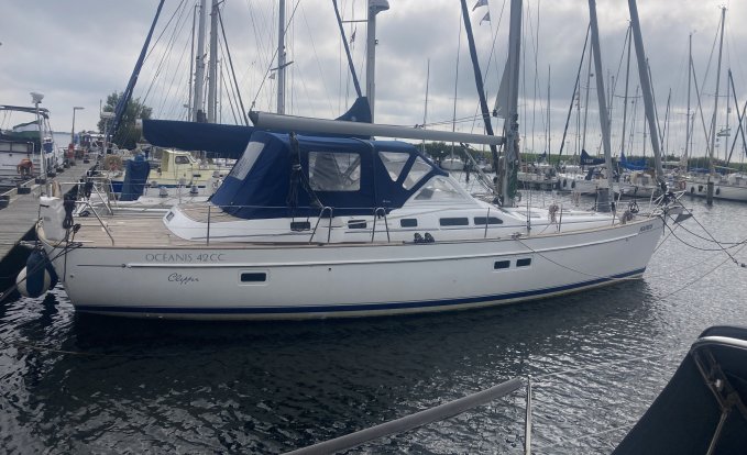 Beneteau Oceanis 42 CC, Zeiljacht for sale by GT Yachtbrokers