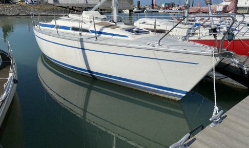 Bavaria 30, Zeiljacht for sale by GT Yachtbrokers