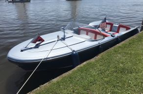 Chris Craft Silver Arrow Runabout 58