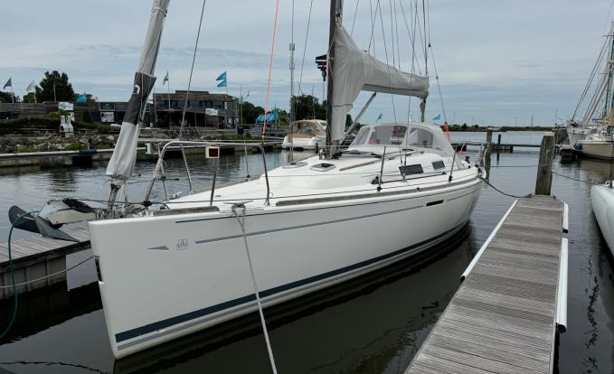 Dufour 34 Performance, Zeiljacht for sale by GT Yachtbrokers