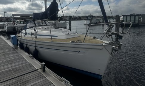 Bavaria 32 Cruiser, Zeiljacht for sale by GT Yachtbrokers