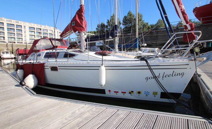Kirie 326 Feeling, Zeiljacht for sale by GT Yachtbrokers