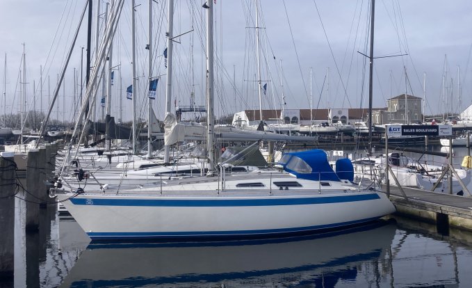 Sweden 340, Zeiljacht for sale by GT Yachtbrokers