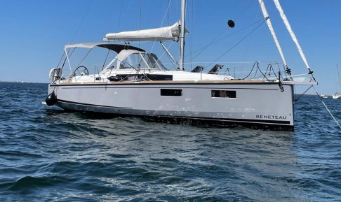 Beneteau Oceanis 35.1, Zeiljacht for sale by GT Yachtbrokers