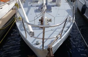 One Off Stalen Zeezeiljacht
