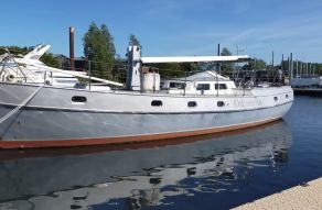 One Off Stalen Zeezeiljacht