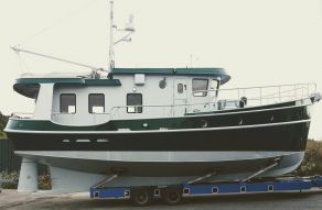 Custom Trawler 41