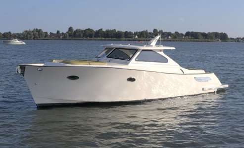 Gagliotta Lobster 35, Motoryacht for sale by International Yacht Management
