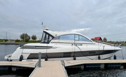 Jeanneau Prestige 50 S, Motorjacht for sale by International Yacht Management