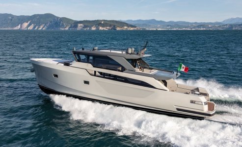 Bluegame BGX60, Motorjacht for sale by International Yacht Management
