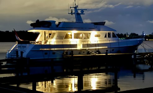 Moonen 72, Motorjacht for sale by International Yacht Management