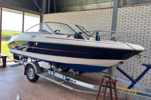Bella 530 Excel, Speedboat and sport cruiser  - Watersportbedrijf De Lits