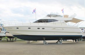 Azimut 43 Fly-bridge