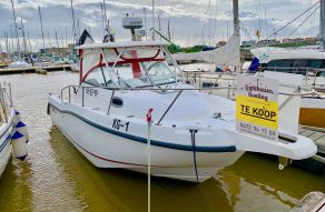 Boston Whaler 255 Conquest