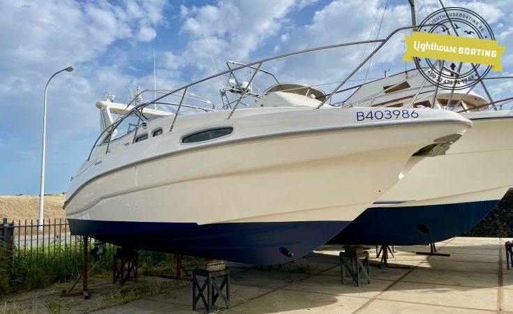 Sealine S28 Bolero, Speedboat and sport cruiser for sale by Lighthouse Boating