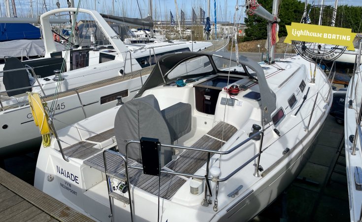 Dufour 365 Grand Large Limited Edition Arpège, Zeiljacht for sale by Lighthouse Boating