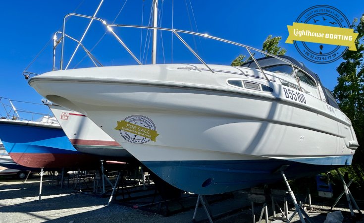 Sealine 310 Ambassador Sportbridge, Motor Yacht for sale by Lighthouse Boating