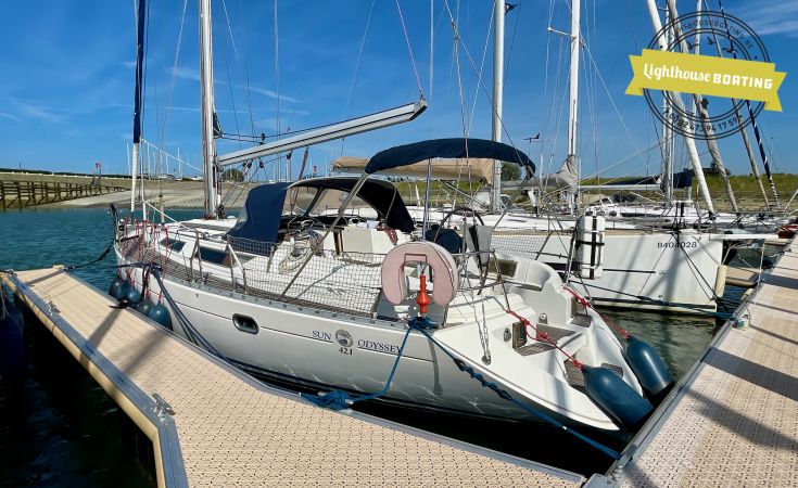 Jeanneau Sun Odyssey 42.1, Sailing Yacht for sale by Lighthouse Boating