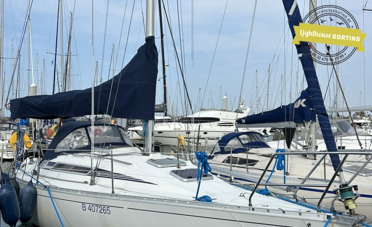 Beneteau First 325, Sailing Yacht for sale by Lighthouse Boating