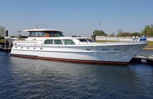 Super Van Craft 17.50, Bateau à moteur