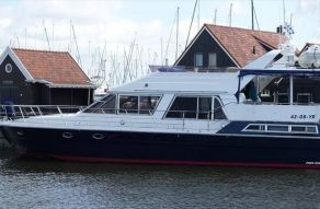 President 585 Sundeck