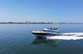 Prestige 560 Flybridge