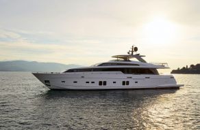 SanLorenzo SL106 M/Y Dinaia