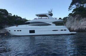 Princess V72 M/Y Aventador